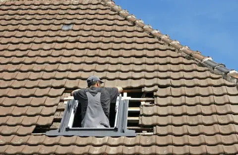 Pose de velux - Pont-Melvez